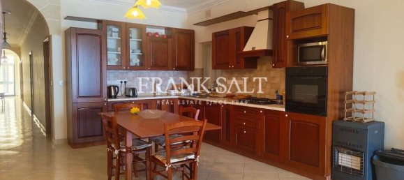 3 Schlafzimmer Wohnung in Marsalforn, Malta, Nr. 6210 4