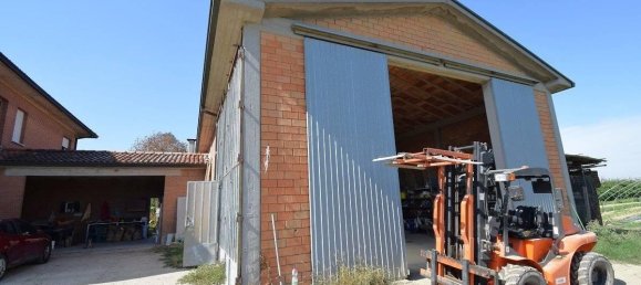 Casa de 11 habitaciónes en Russi, Italy No. 30330 27