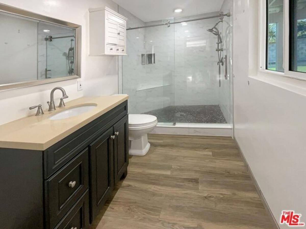 3 bedrooms House in Gardena, USA No. 420459