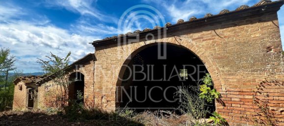 Дом с 20 комнатами в Буонконвенто, Италия № 219903 4