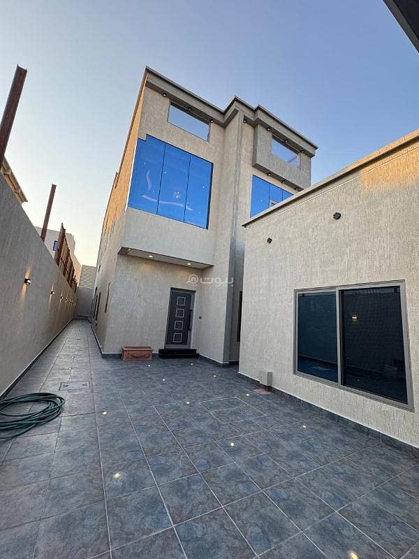 6 bedrooms Villa in Khobar, Saudi Arabia No. 604