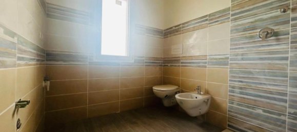 Casa de 4 habitaciónes en Posada, Italy No. 123888 13