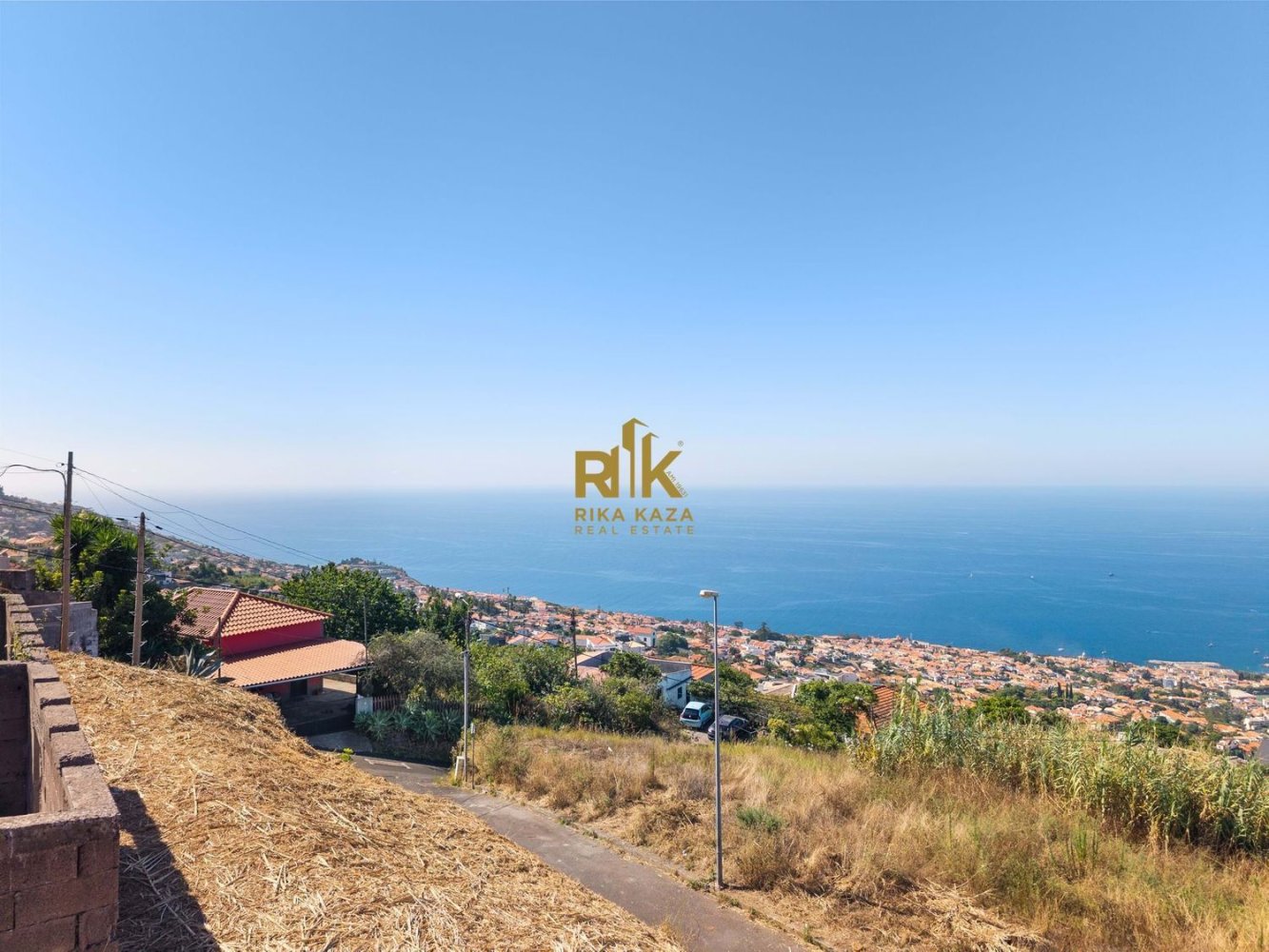  Land in Funchal, Portugal No. 279962