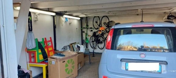 25m² Garage in Sarzana, Italy No. 104579 2