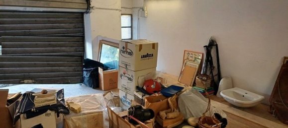 25m² Garage in Sarzana, Italy No. 104579 7