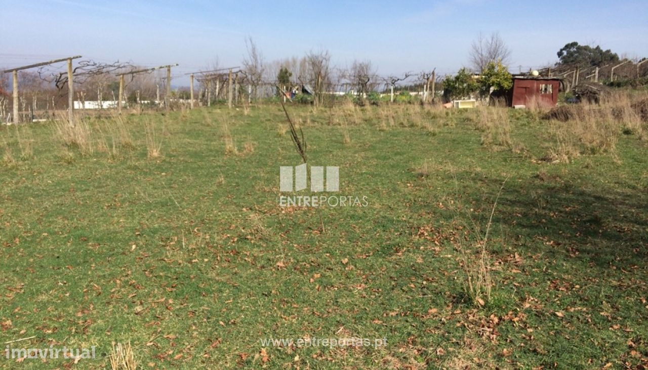 Terreno en Marco de Canaveses, Portugal 2120 m² No. 59547