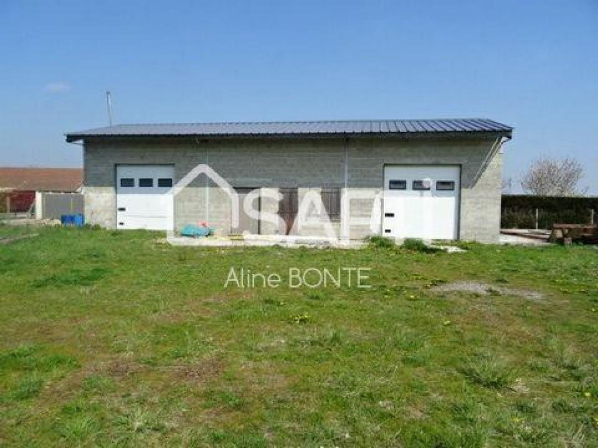 Büro in Ormes, France 220m², Nr. 18584
