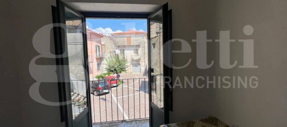 1 bedroom Apartment in Cosenza, Italy No. 343984 13