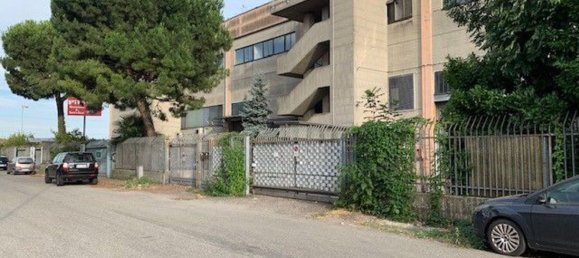 Склад 730м² в Чинизелло Бальсамо, Италия № 115806 14