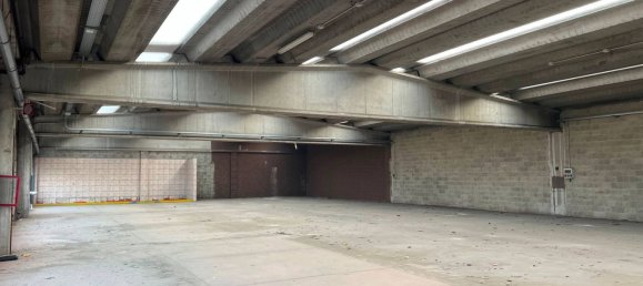 Склад 730м² в Чинизелло Бальсамо, Италия № 115806 3
