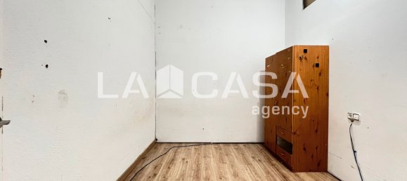 219m² Commercial property in Sant Adria De Besos, Spain No. 135155 14