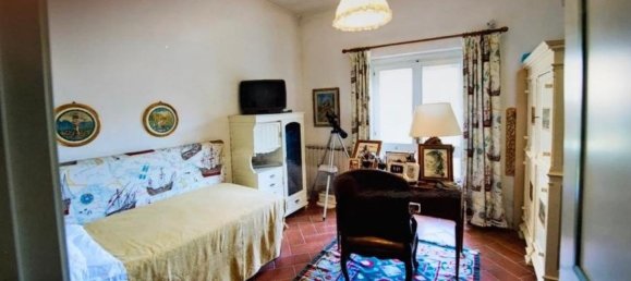 6 bedrooms House in Taranto, Italy No. 682 4