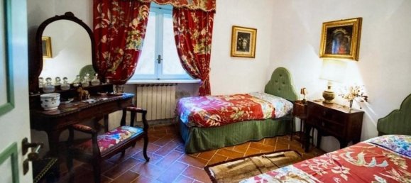 6 bedrooms House in Taranto, Italy No. 682 3