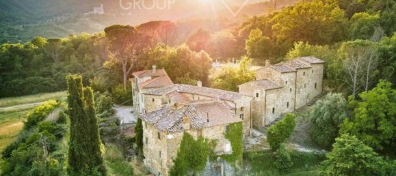 36 rooms Villa in Cortona, Italy No. 142050 24