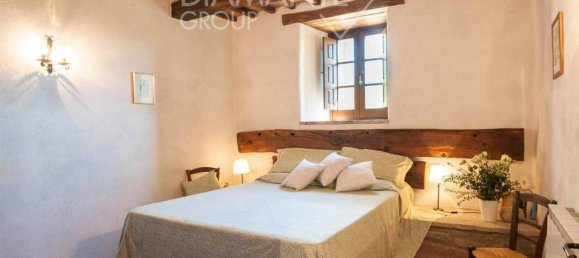 36 rooms Villa in Cortona, Italy No. 142050 8