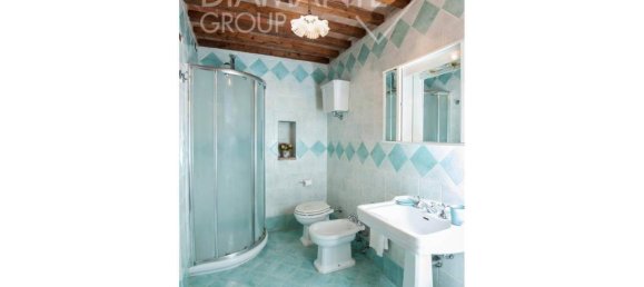 36 rooms Villa in Cortona, Italy No. 142050 12