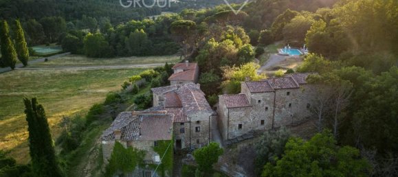 36 rooms Villa in Cortona, Italy No. 142050 26
