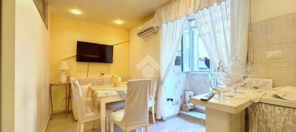 1 bedroom Apartment in Naples, Italy No. 373319 5