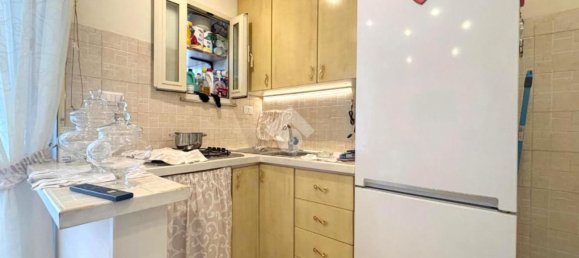 1 bedroom Apartment in Naples, Italy No. 373319 2