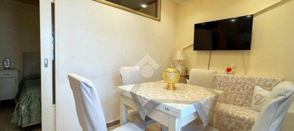 1 bedroom Apartment in Naples, Italy No. 373319 7