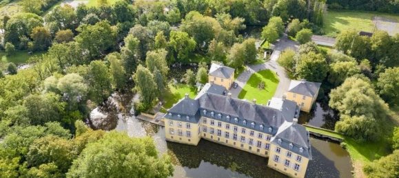 Вилла с 40 комнатами в Варендорф, Германия № 47523 34