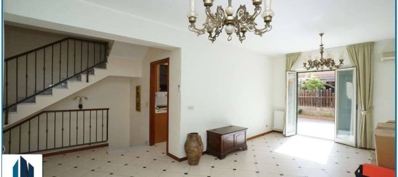 5 rooms Apartment in Messina, Italy No. 310725 14