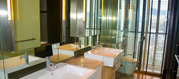 3 bedrooms Condo in Bangkok, Thailand No. 7183 18