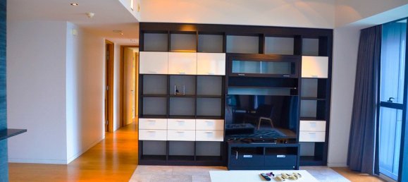 3 bedrooms Condo in Bangkok, Thailand No. 7183 7