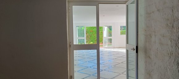 236m² Commercial property in Estepona, Spain No. 148962 53