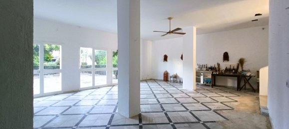 236m² Commercial property in Estepona, Spain No. 148962 9