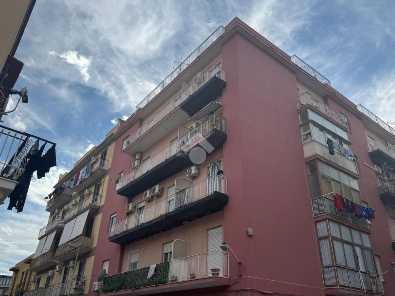 4-salle Appartement à Palermo, Italy No. 275589