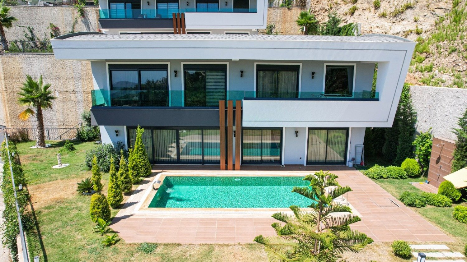 Villa 4+1 in Alanya, Turkey No. 18025