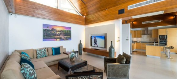 5 bedrooms Villa in Patong, Thailand No. 6048 11