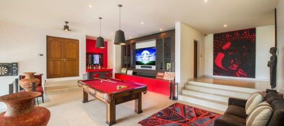 5 bedrooms Villa in Patong, Thailand No. 6048 12