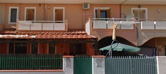 Apartamento de 3 habitaciónes en Margherita di Savoia, Italy No. 218690 2