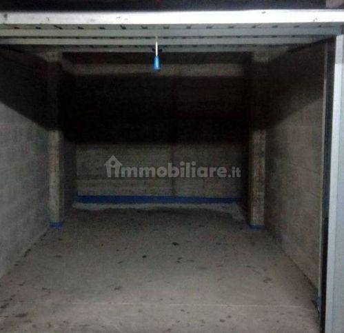 16m² Garage in Parma, Italy No. 355885