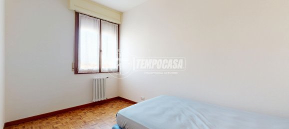 2 bedrooms Apartment in Carpi, Italy No. 171348 20