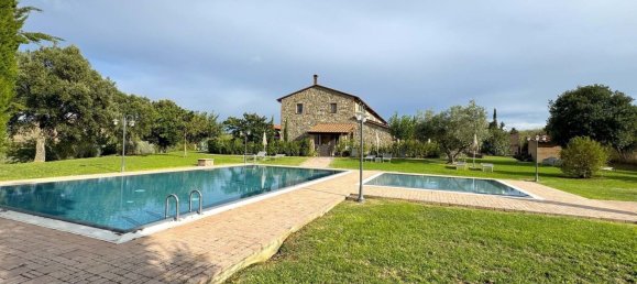 Casa de 12 divisões em Chianni, Italy N.º 81135 2