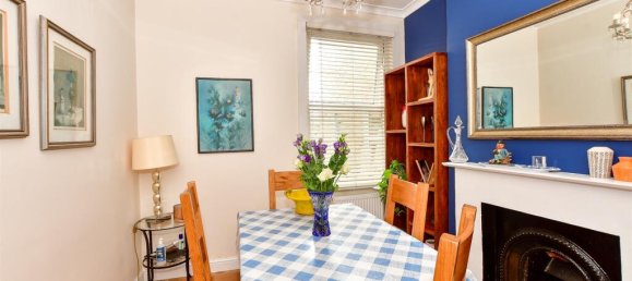 4 bedrooms House in Essex, United Kingdom No. 4097 8