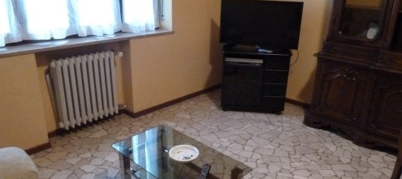 3 rooms Apartment in Piacenza, Italy No. 189064 7