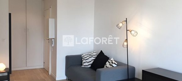 1 bedroom Apartment in Paris, France No. 314825 7