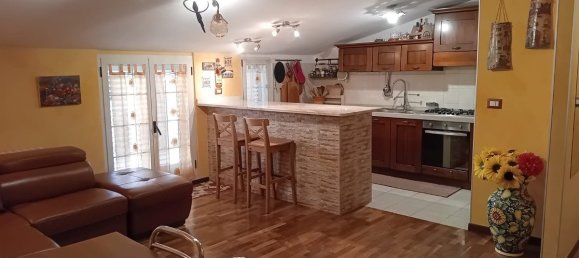 2 bedrooms Apartment in Pianella, Italy No. 329483 7