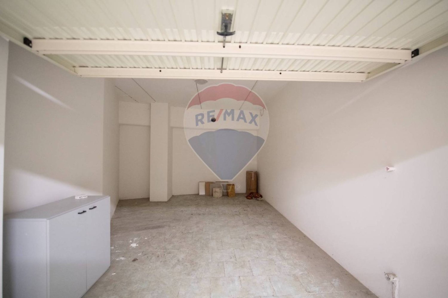 Garaje en Chiaravalle, Italy 21 m² No. 313658