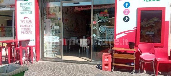 1 room Commercial property in Naples, Italy No. 259149 6