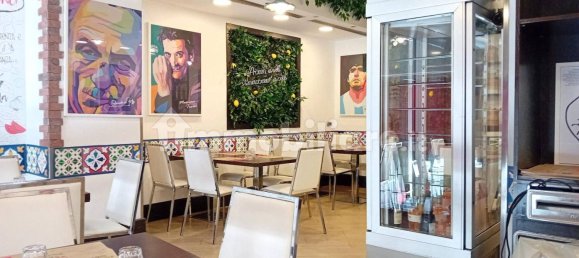 1 room Commercial property in Naples, Italy No. 259149 7