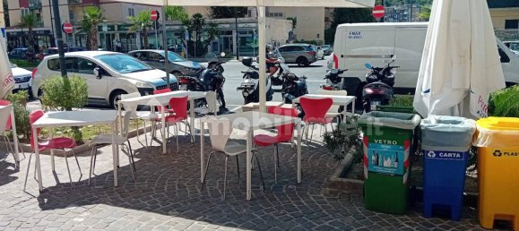 1 room Commercial property in Naples, Italy No. 259149 3
