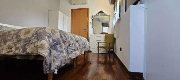 4 rooms Apartment in Vanzago, Italy No. 34900 40