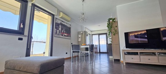 4 rooms Apartment in Vanzago, Italy No. 34900 7