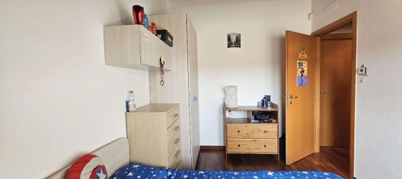 4 rooms Apartment in Vanzago, Italy No. 34900 36