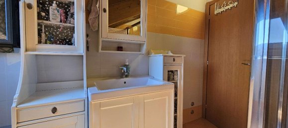 4 rooms Apartment in Vanzago, Italy No. 34900 42